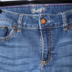 💖 Mix & Match: 4 for $25! 💖 

Classic Wrangler women’s bootcut jeans